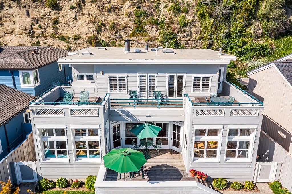 Detail Gallery Image 5 of 34 For 749 Las Olas Dr, Aptos,  CA 95003 - 5 Beds | 4/1 Baths