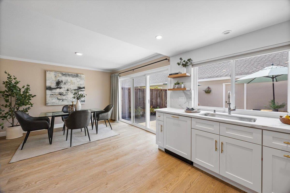 Detail Gallery Image 18 of 50 For 714 Comet Dr, Foster City,  CA 94404 - 3 Beds | 2/1 Baths