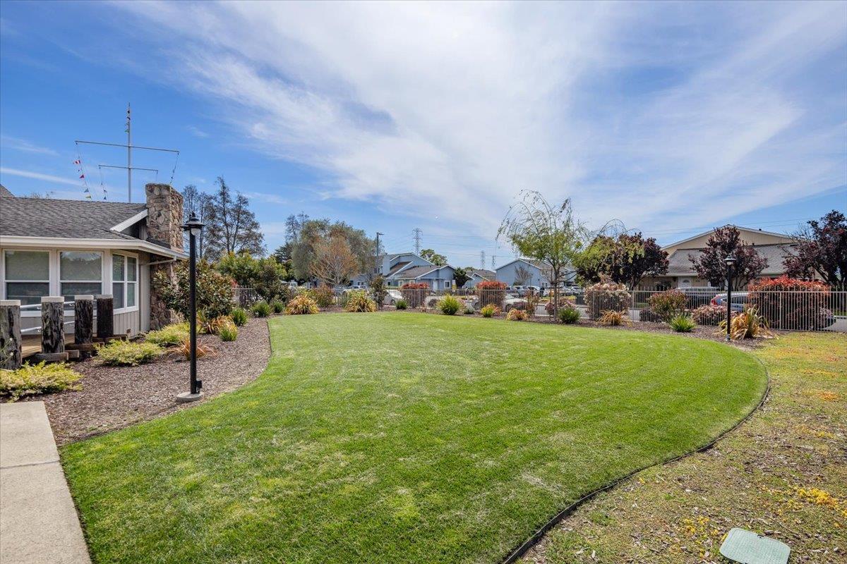 Detail Gallery Image 38 of 50 For 714 Comet Dr, Foster City,  CA 94404 - 3 Beds | 2/1 Baths