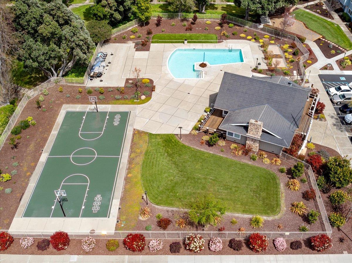 Detail Gallery Image 44 of 50 For 714 Comet Dr, Foster City,  CA 94404 - 3 Beds | 2/1 Baths