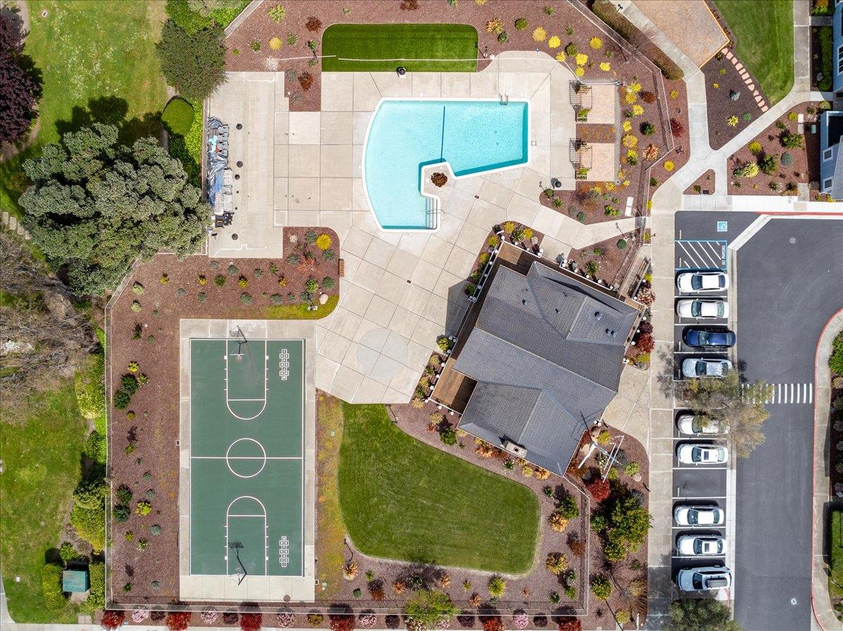 Detail Gallery Image 45 of 50 For 714 Comet Dr, Foster City,  CA 94404 - 3 Beds | 2/1 Baths