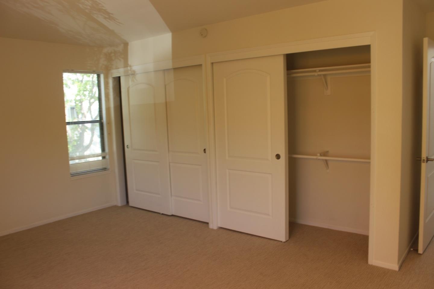 Detail Gallery Image 9 of 10 For 687 Portofino Ln, Foster City,  CA 94404 - 2 Beds | 2 Baths