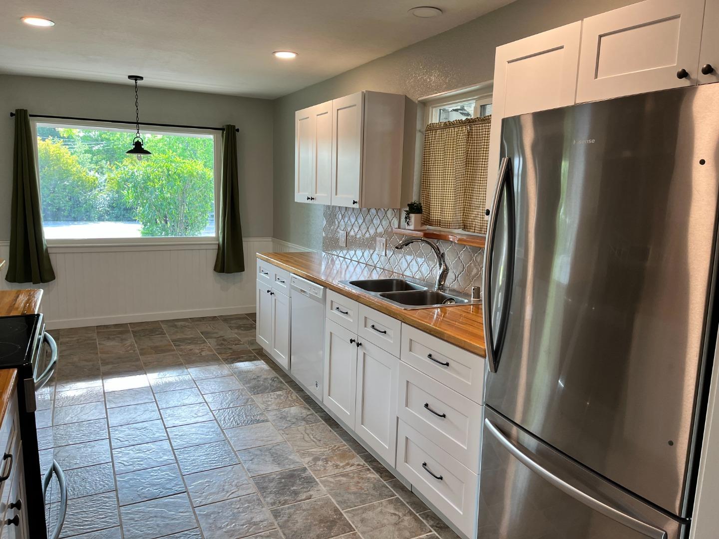 Detail Gallery Image 13 of 39 For 8480 Sunrise Blvd, Roseville,  CA 95661 - 3 Beds | 2 Baths