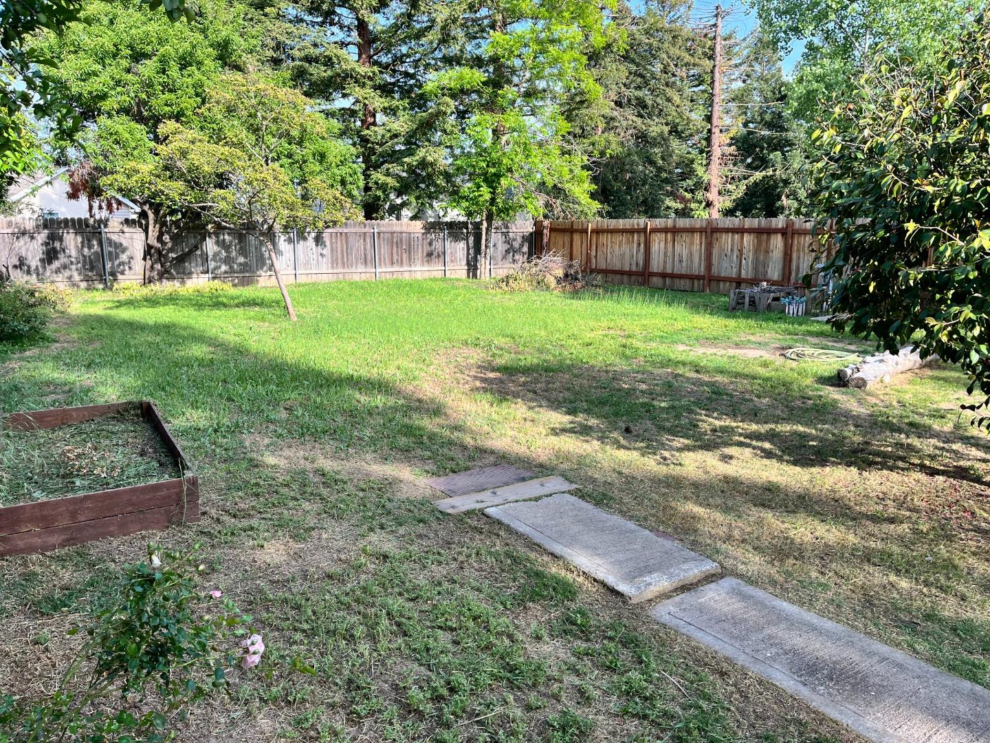 Detail Gallery Image 4 of 39 For 8480 Sunrise Blvd, Roseville,  CA 95661 - 3 Beds | 2 Baths