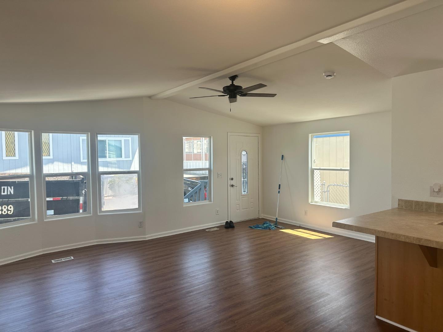 Detail Gallery Image 9 of 13 For 304 Carmel Ave #45,  Marina,  CA 93933 - 2 Beds | 2 Baths