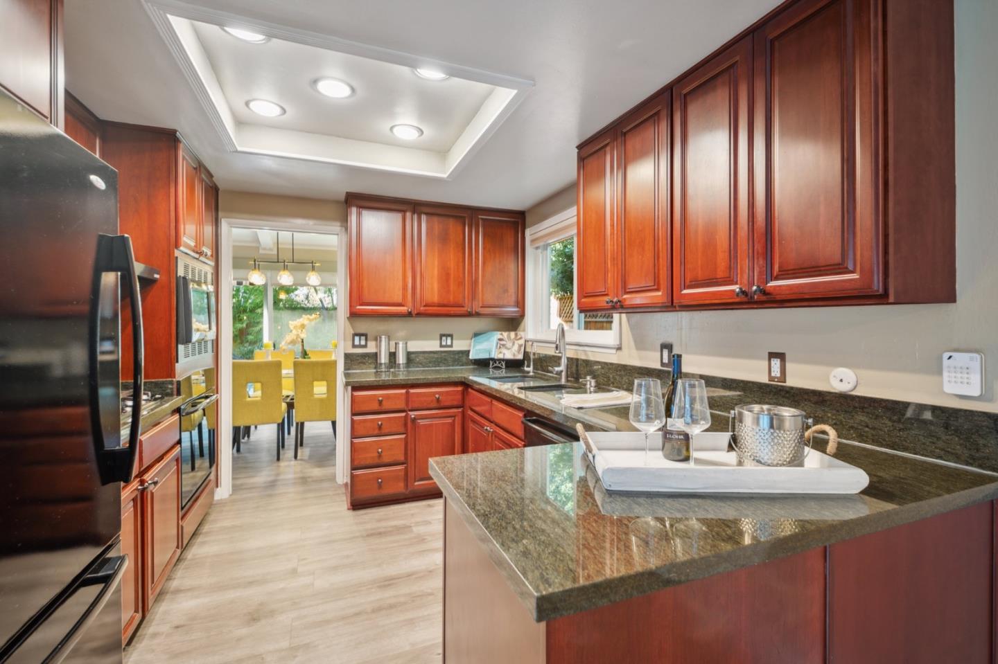 Detail Gallery Image 10 of 51 For 637 Nashua Ct, Sunnyvale,  CA 94087 - 4 Beds | 2 Baths