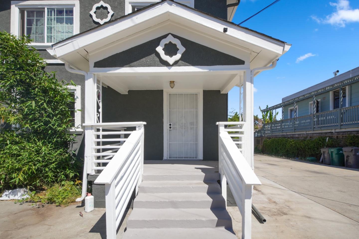 Detail Gallery Image 1 of 19 For 1217 96th Ave, Oakland,  CA 94603 - – Beds | – Baths