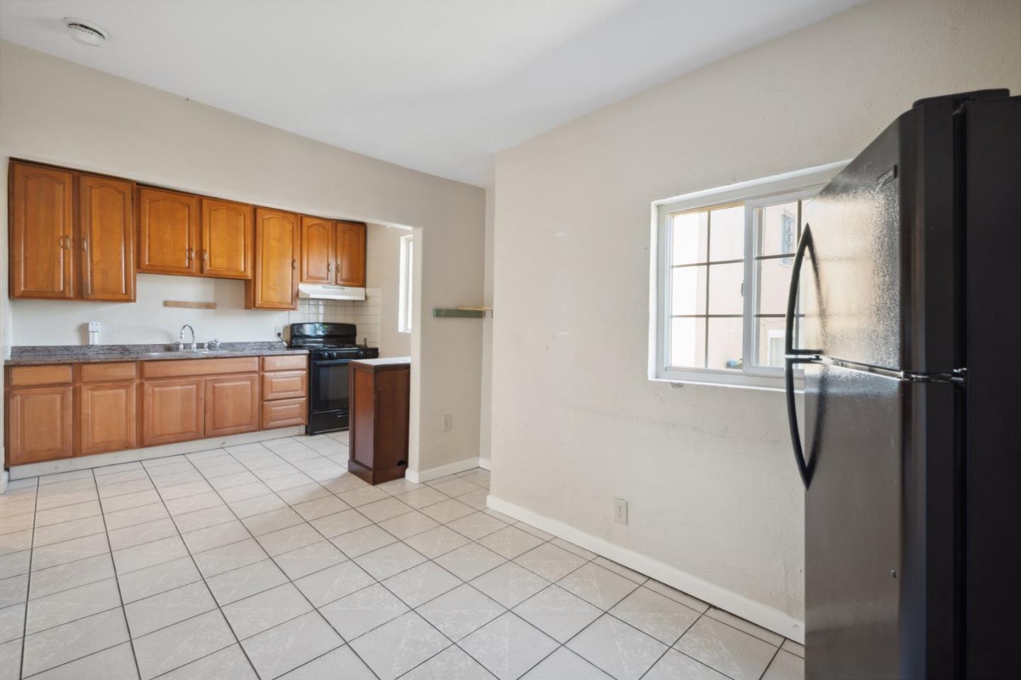 Detail Gallery Image 12 of 19 For 1217 96th Ave, Oakland,  CA 94603 - – Beds | – Baths