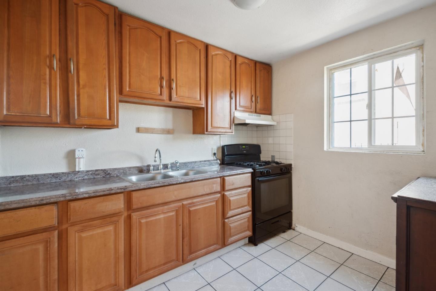 Detail Gallery Image 13 of 19 For 1217 96th Ave, Oakland,  CA 94603 - – Beds | – Baths