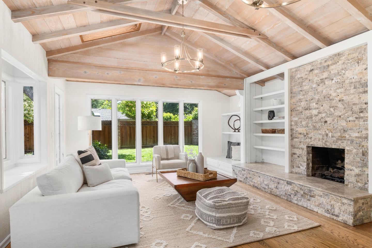 Detail Gallery Image 18 of 54 For 1716 Laurelwood Dr, San Jose,  CA 95125 - 4 Beds | 2/1 Baths