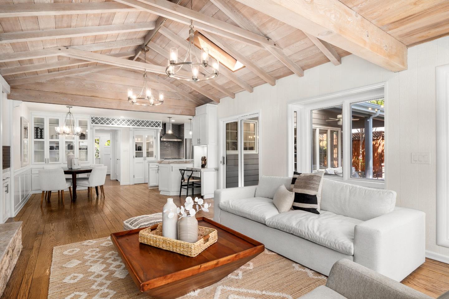 Detail Gallery Image 20 of 54 For 1716 Laurelwood Dr, San Jose,  CA 95125 - 4 Beds | 2/1 Baths