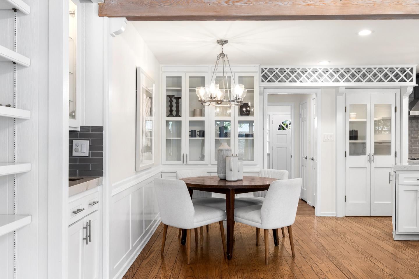 Detail Gallery Image 22 of 54 For 1716 Laurelwood Dr, San Jose,  CA 95125 - 4 Beds | 2/1 Baths
