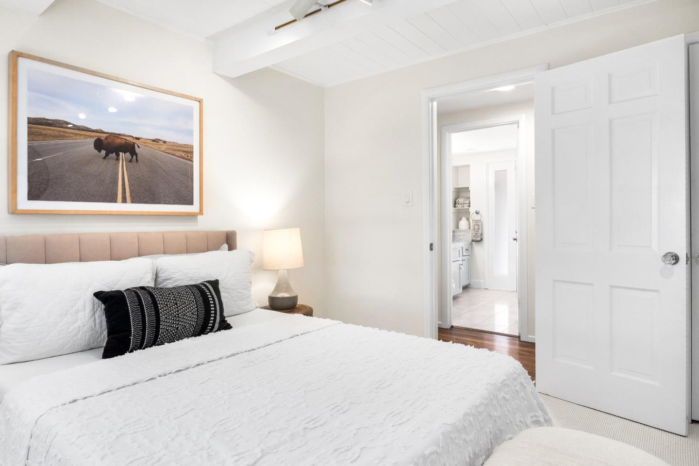 Detail Gallery Image 24 of 54 For 1716 Laurelwood Dr, San Jose,  CA 95125 - 4 Beds | 2/1 Baths