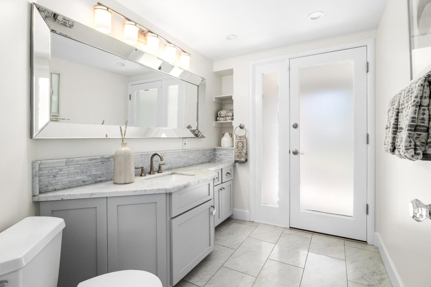 Detail Gallery Image 26 of 54 For 1716 Laurelwood Dr, San Jose,  CA 95125 - 4 Beds | 2/1 Baths