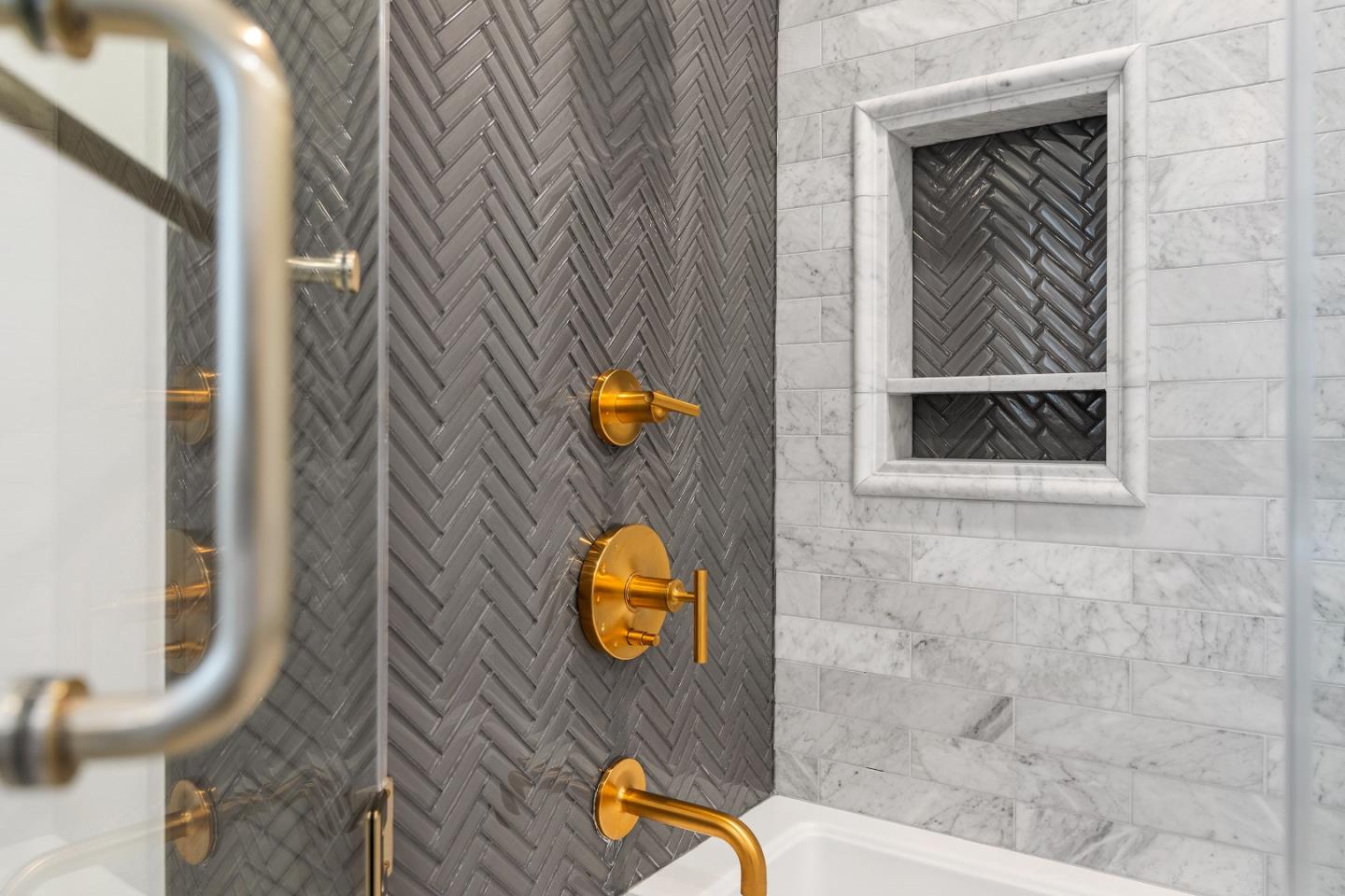 Detail Gallery Image 36 of 54 For 1716 Laurelwood Dr, San Jose,  CA 95125 - 4 Beds | 2/1 Baths