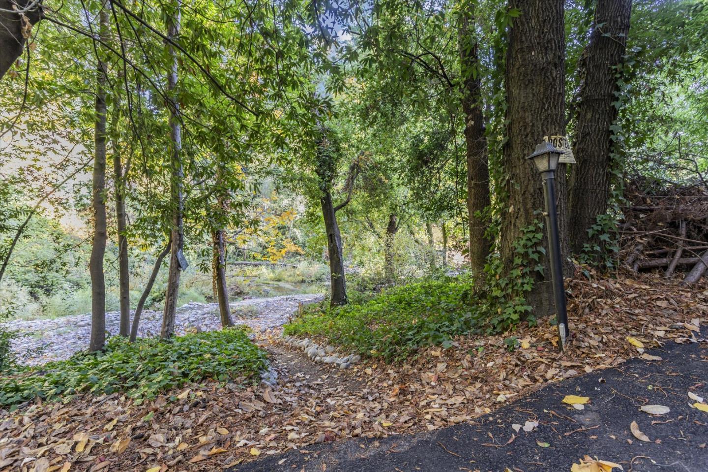 Detail Gallery Image 24 of 28 For 265 Brown Gables Dr #34,  Ben Lomond,  CA 95005 - 1 Beds | 1 Baths