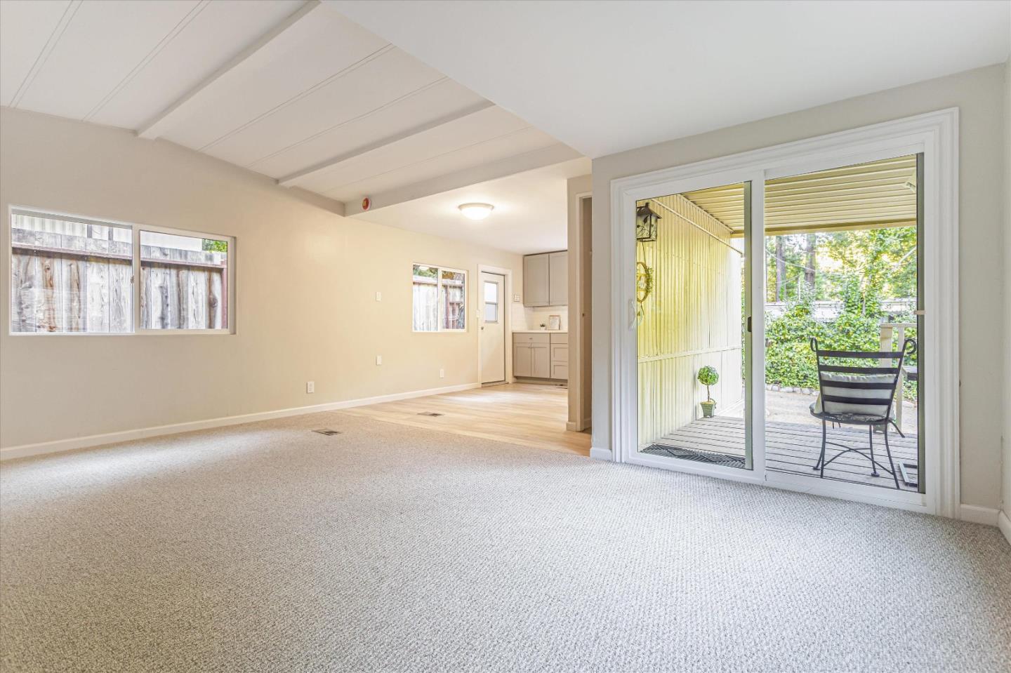 Detail Gallery Image 3 of 28 For 265 Brown Gables Dr #34,  Ben Lomond,  CA 95005 - 1 Beds | 1 Baths