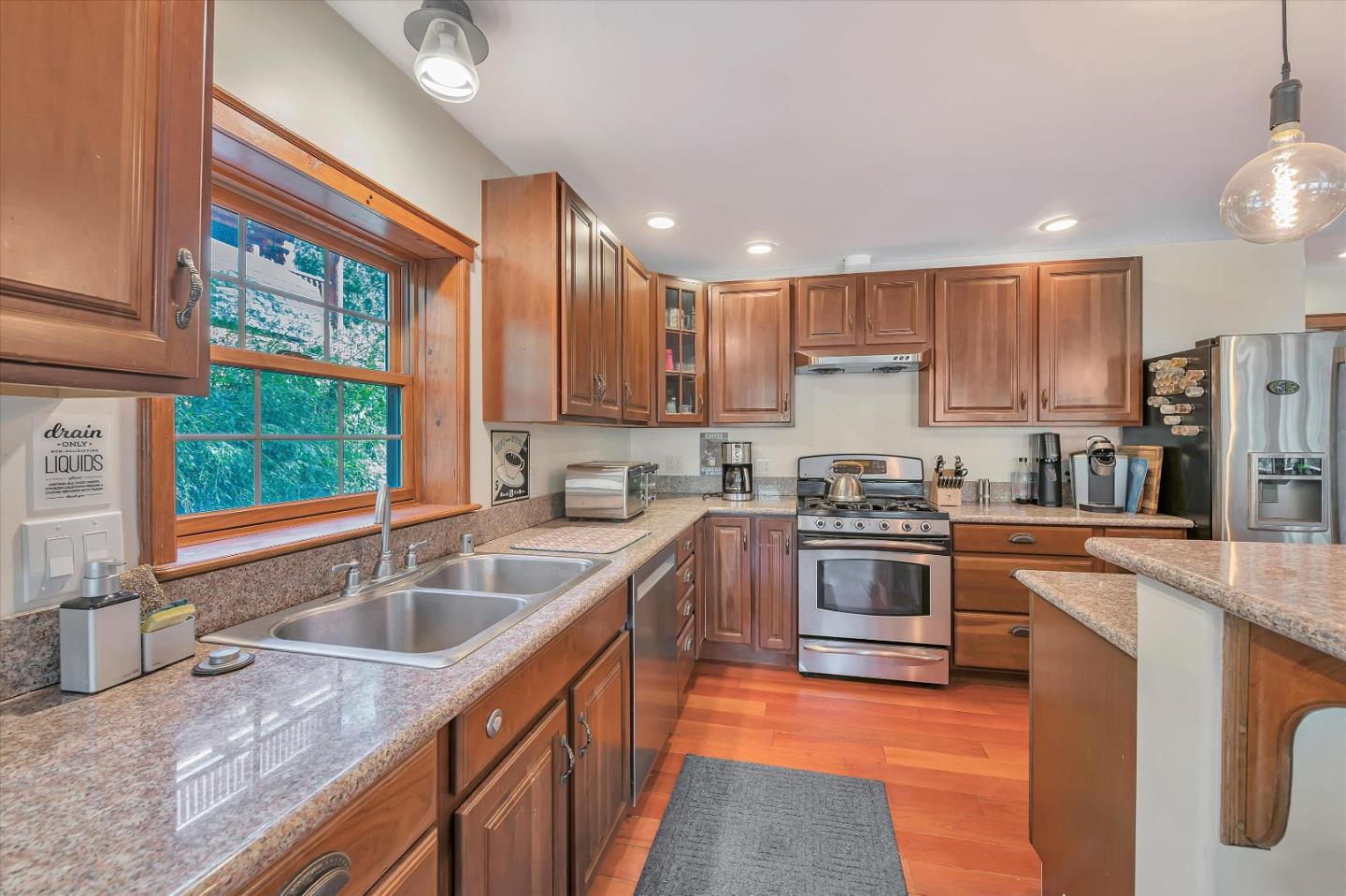 Detail Gallery Image 21 of 33 For 1312 Squaw Rock Trl, Kyburz,  CA 95720 - 4 Beds | 3 Baths