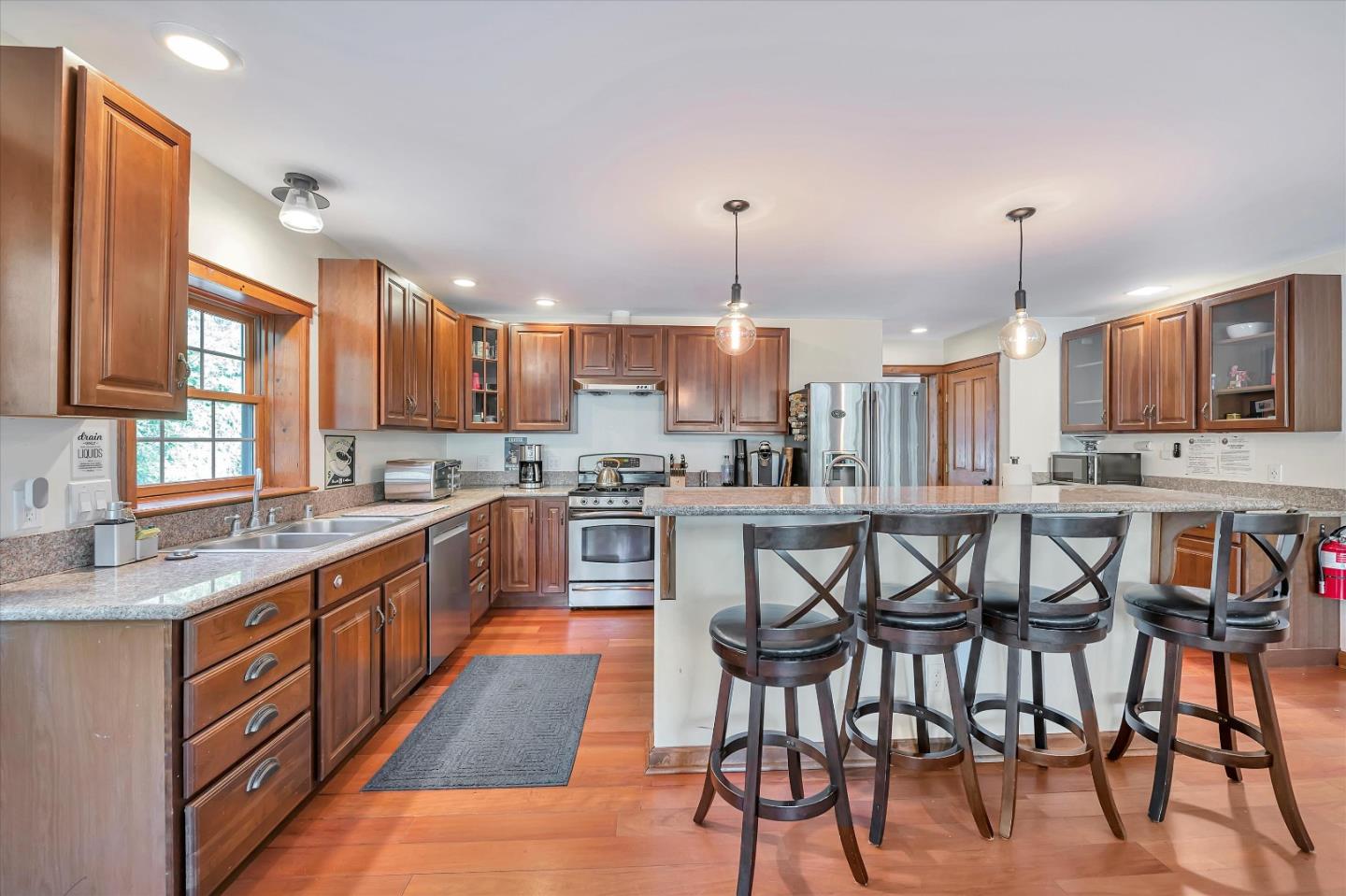 Detail Gallery Image 22 of 33 For 1312 Squaw Rock Trl, Kyburz,  CA 95720 - 4 Beds | 3 Baths