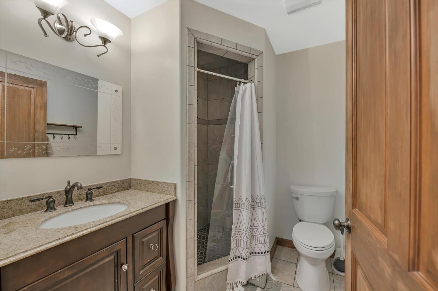 Detail Gallery Image 29 of 33 For 1312 Squaw Rock Trl, Kyburz,  CA 95720 - 4 Beds | 3 Baths