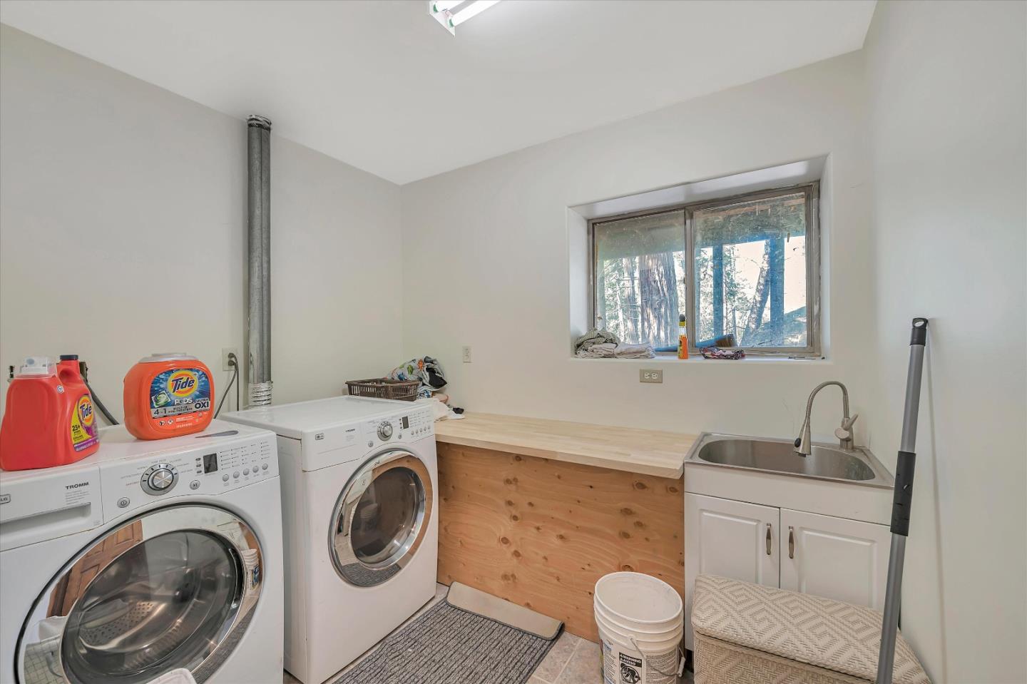 Detail Gallery Image 33 of 33 For 1312 Squaw Rock Trl, Kyburz,  CA 95720 - 4 Beds | 3 Baths