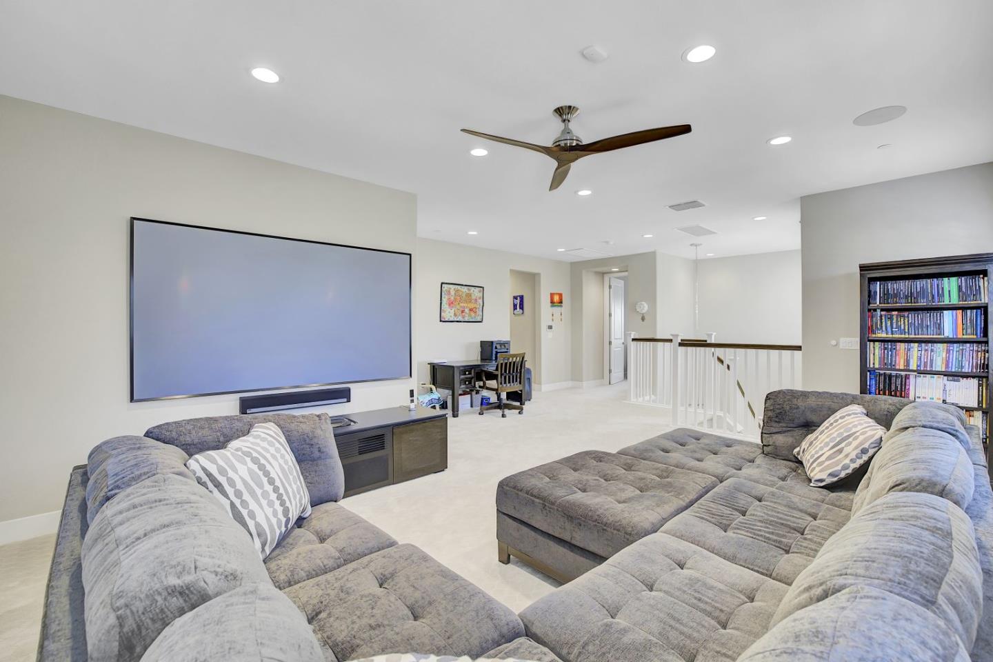 Detail Gallery Image 28 of 53 For 1246 S Wilshire Ave, Mountain House,  CA 95391 - 4 Beds | 3/1 Baths