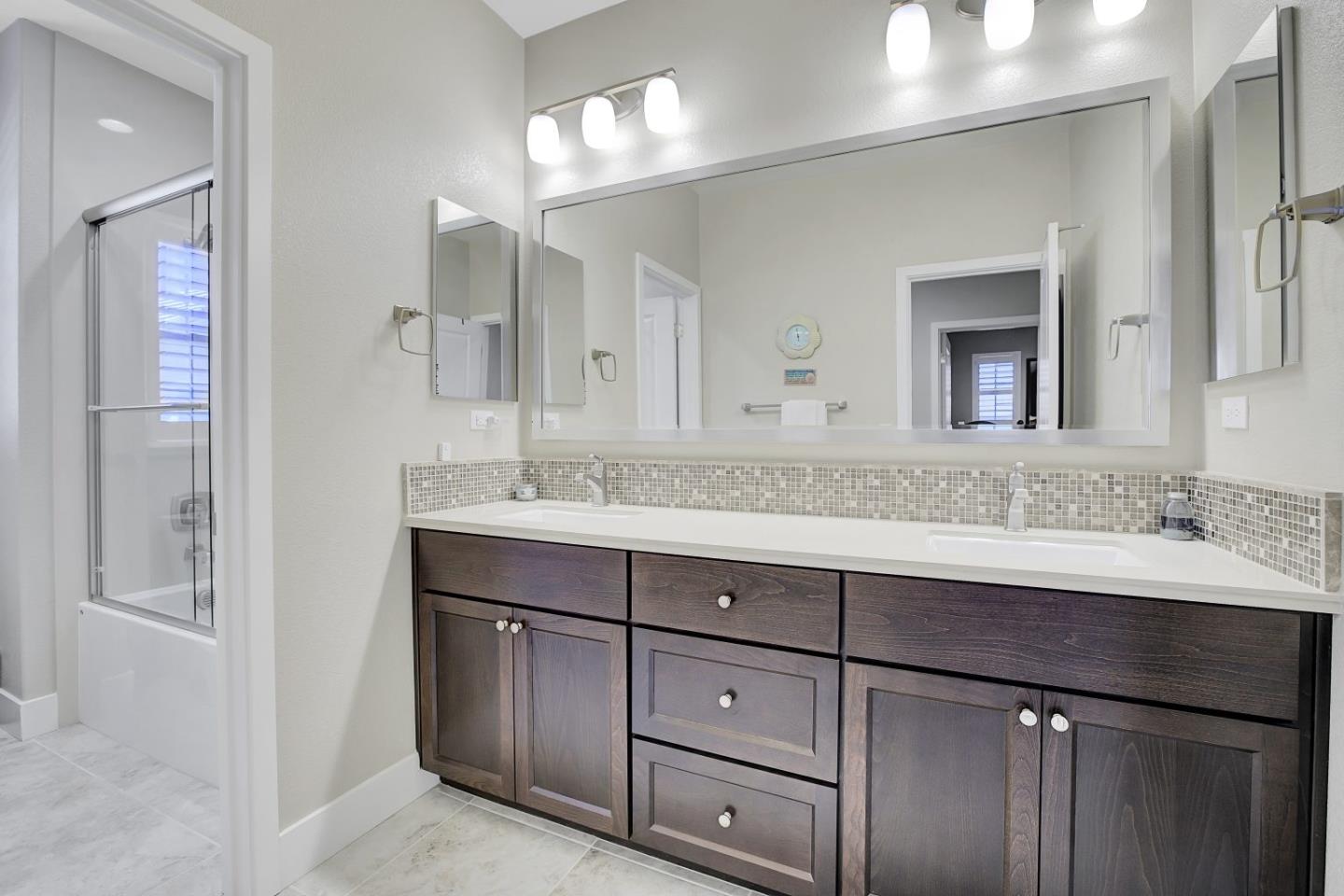Detail Gallery Image 31 of 53 For 1246 S Wilshire Ave, Mountain House,  CA 95391 - 4 Beds | 3/1 Baths