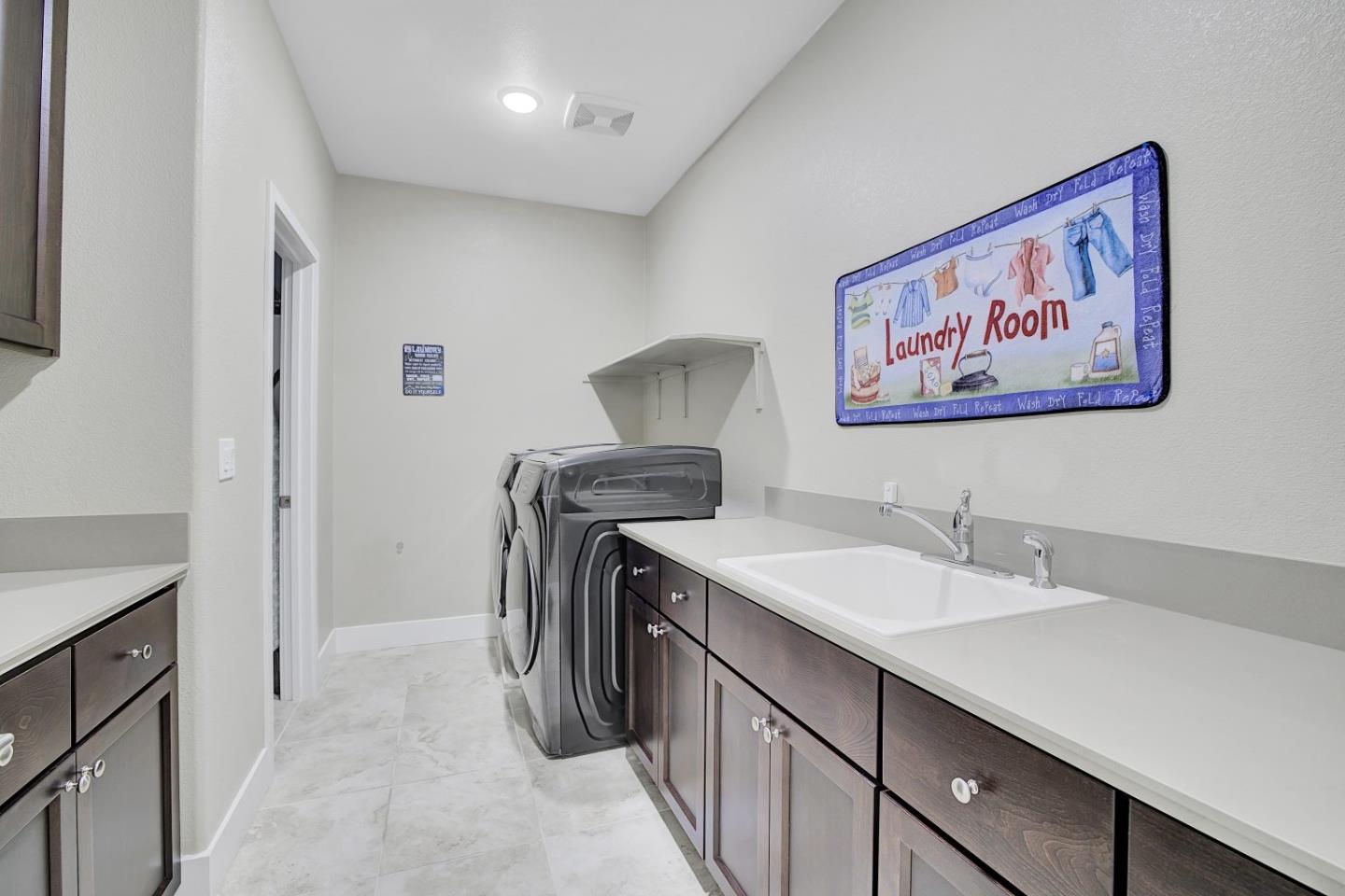 Detail Gallery Image 42 of 53 For 1246 S Wilshire Ave, Mountain House,  CA 95391 - 4 Beds | 3/1 Baths
