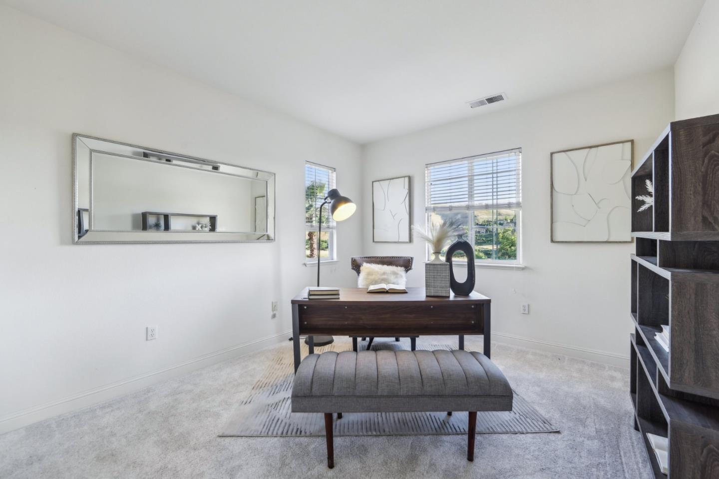 Detail Gallery Image 25 of 94 For 4715 Whitetail Ln, San Jose,  CA 95138 - 5 Beds | 3/1 Baths