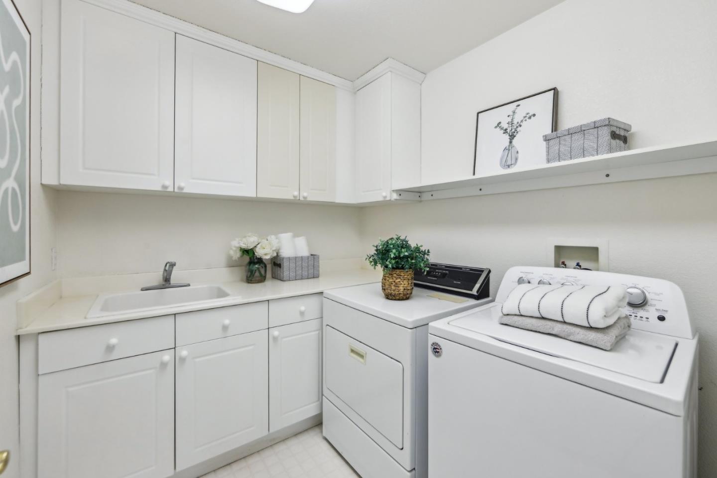 Detail Gallery Image 47 of 94 For 4715 Whitetail Ln, San Jose,  CA 95138 - 5 Beds | 3/1 Baths