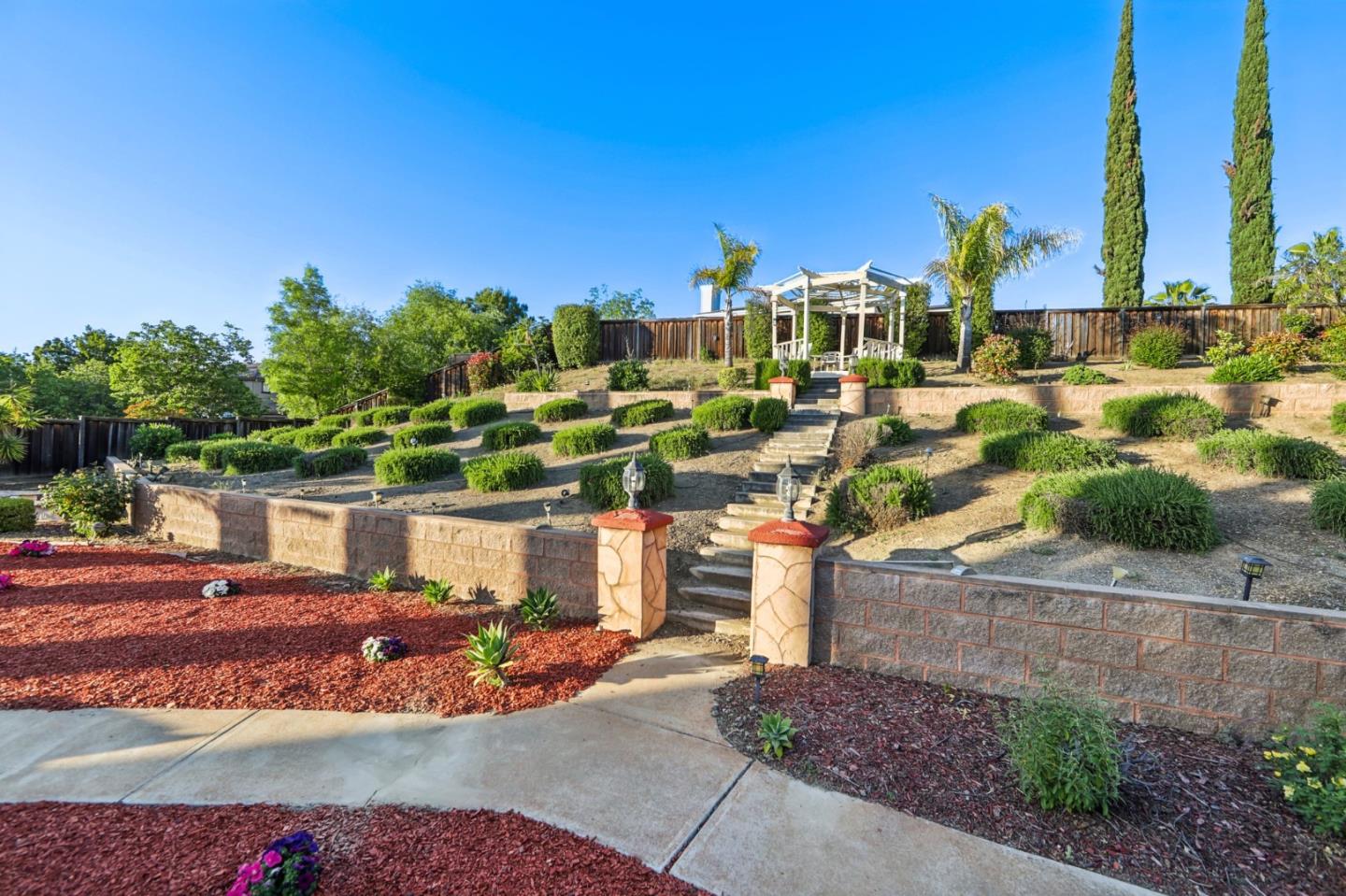Detail Gallery Image 56 of 94 For 4715 Whitetail Ln, San Jose,  CA 95138 - 5 Beds | 3/1 Baths