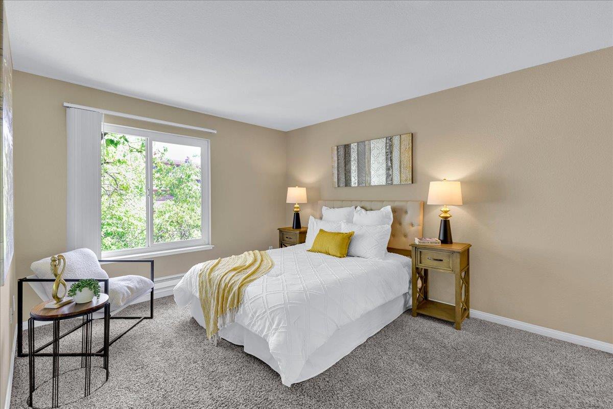 Detail Gallery Image 11 of 20 For 26821 Hayward Blvd, Hayward,  CA 94542 - 2 Beds | 2 Baths