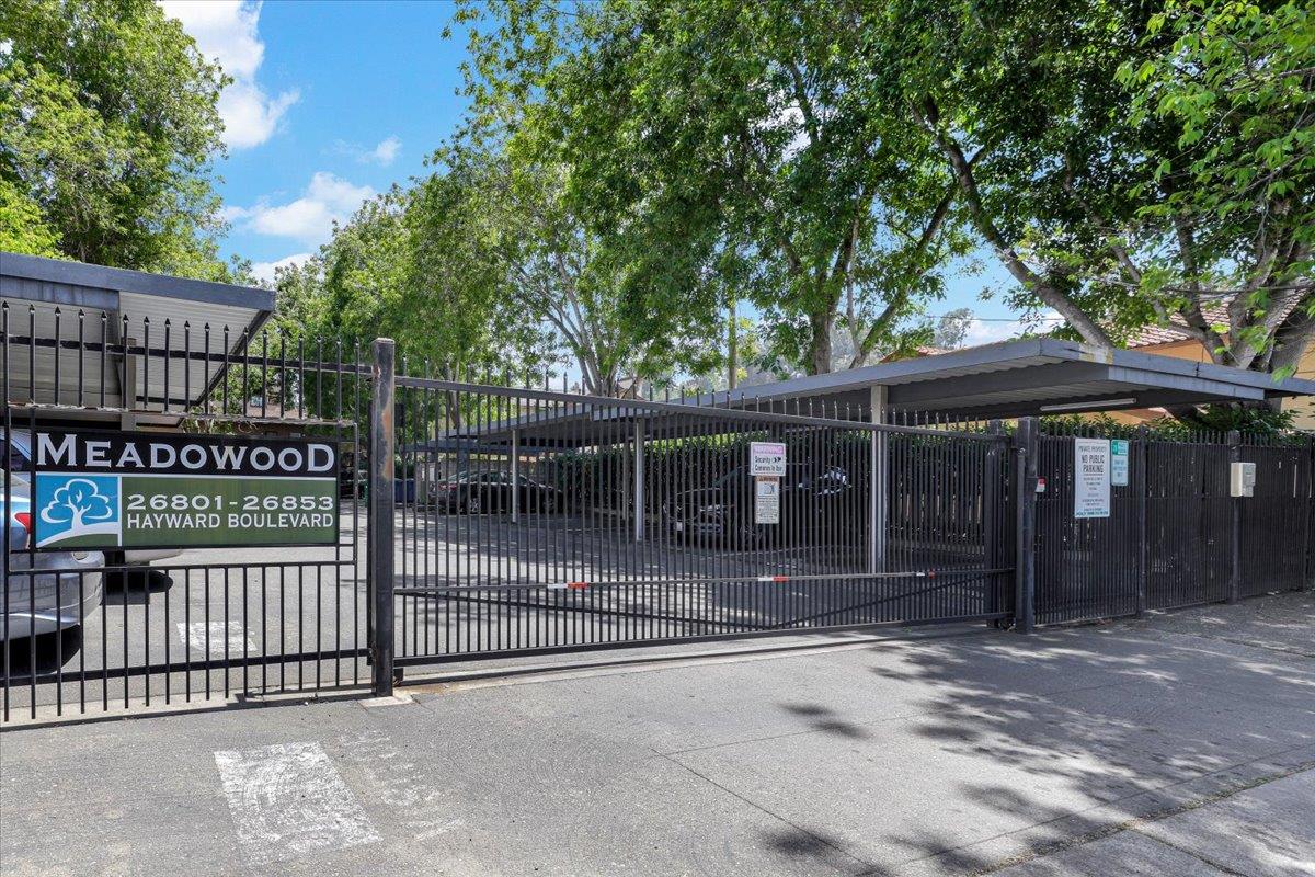 Detail Gallery Image 19 of 20 For 26821 Hayward Blvd, Hayward,  CA 94542 - 2 Beds | 2 Baths