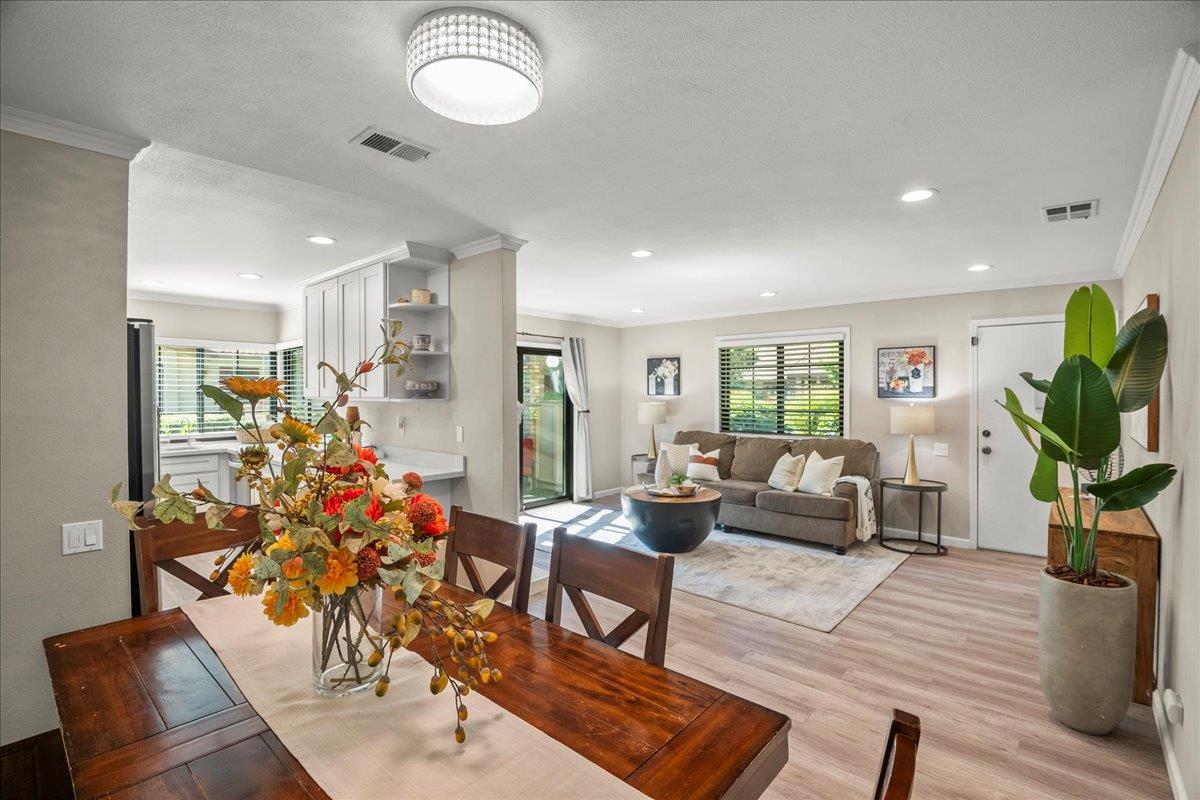 Detail Gallery Image 13 of 37 For 447 Colony Knoll Dr, San Jose,  CA 95123 - 2 Beds | 1 Baths