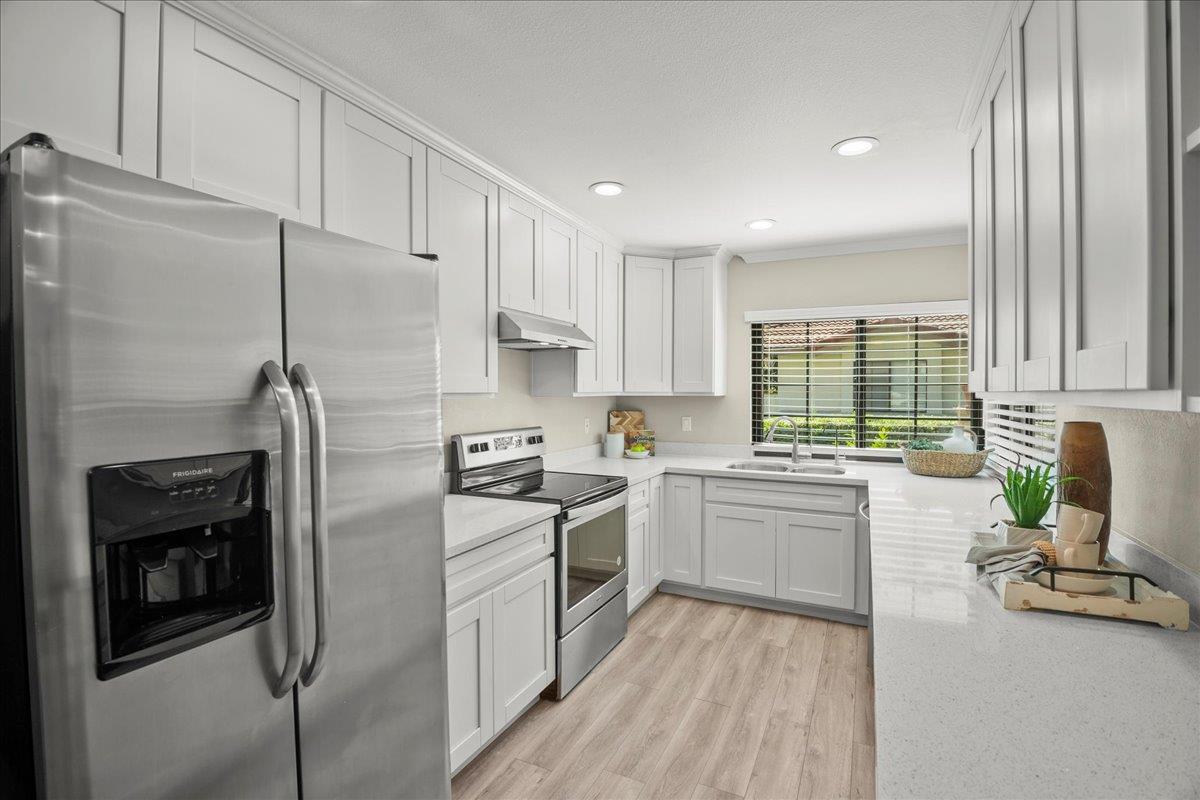 Detail Gallery Image 15 of 37 For 447 Colony Knoll Dr, San Jose,  CA 95123 - 2 Beds | 1 Baths