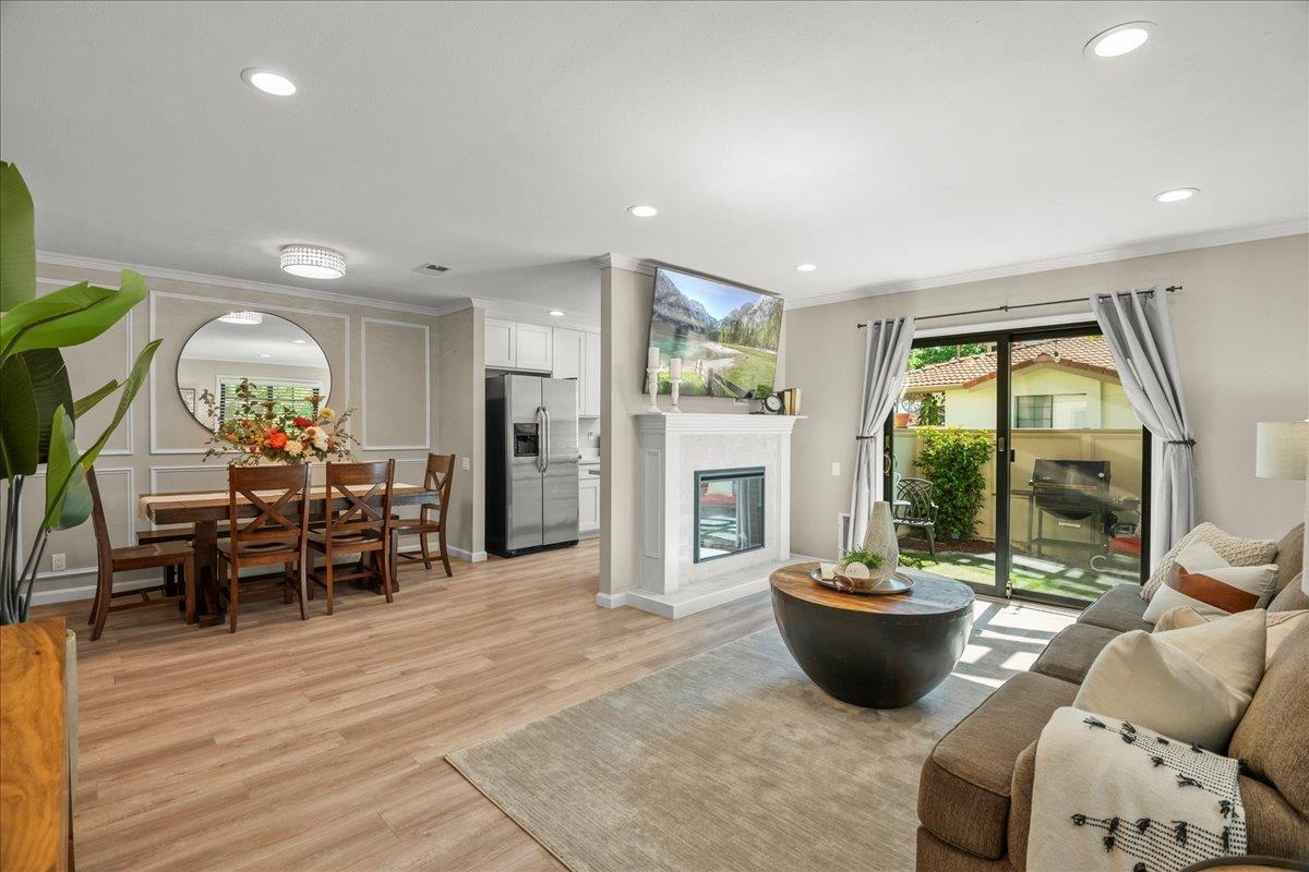 Detail Gallery Image 5 of 37 For 447 Colony Knoll Dr, San Jose,  CA 95123 - 2 Beds | 1 Baths