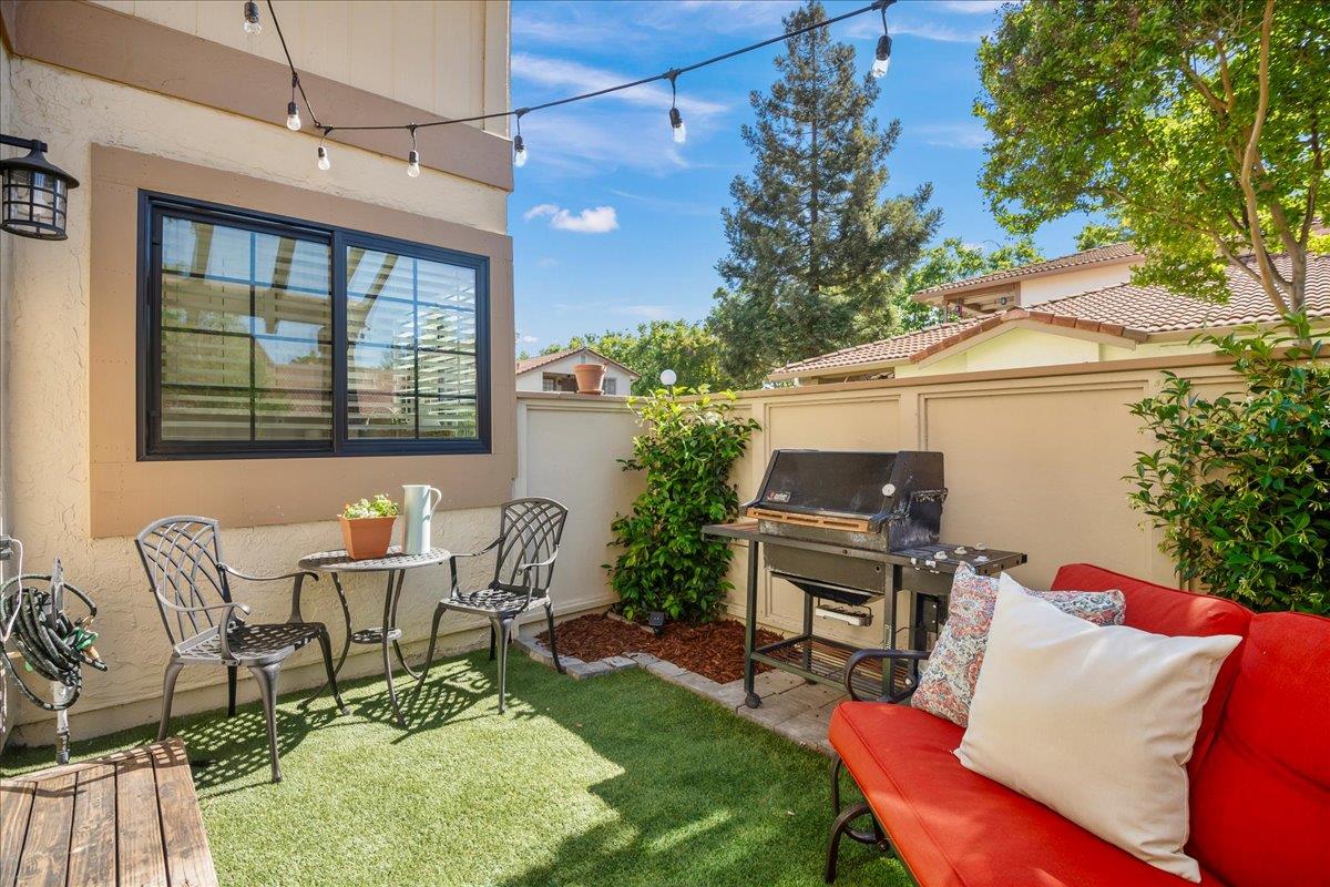 Detail Gallery Image 9 of 37 For 447 Colony Knoll Dr, San Jose,  CA 95123 - 2 Beds | 1 Baths