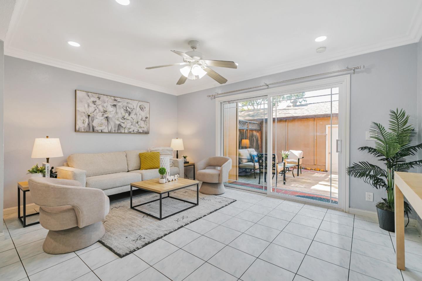 Detail Gallery Image 11 of 40 For 3351 Methilhaven Ct, San Jose,  CA 95121 - 2 Beds | 1/1 Baths