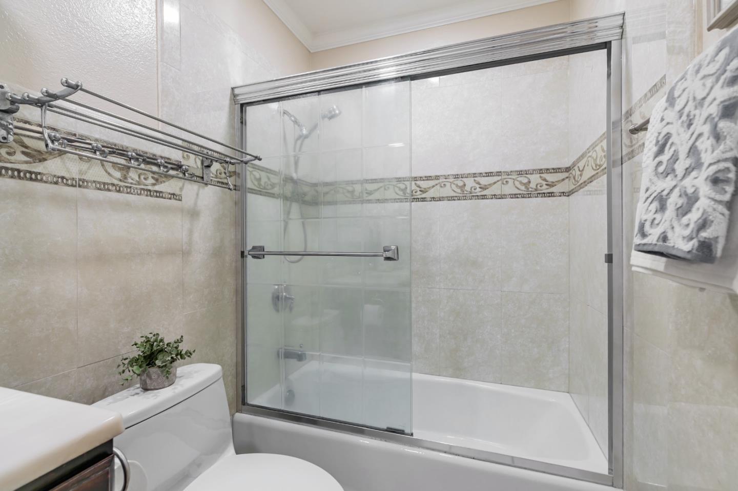 Detail Gallery Image 28 of 40 For 3351 Methilhaven Ct, San Jose,  CA 95121 - 2 Beds | 1/1 Baths