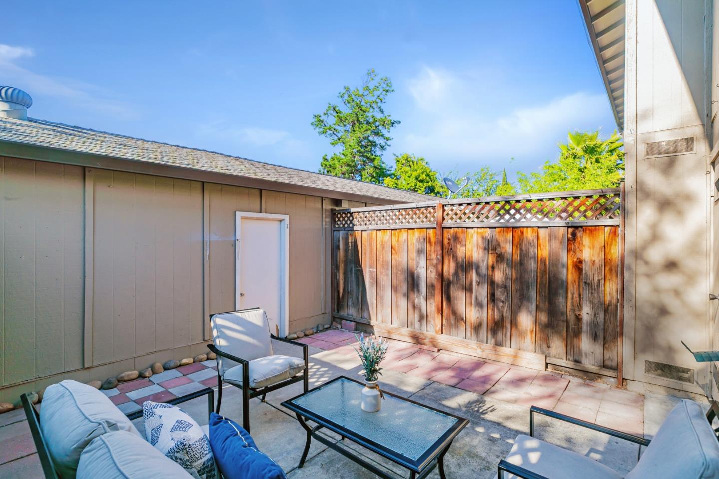 Detail Gallery Image 35 of 40 For 3351 Methilhaven Ct, San Jose,  CA 95121 - 2 Beds | 1/1 Baths