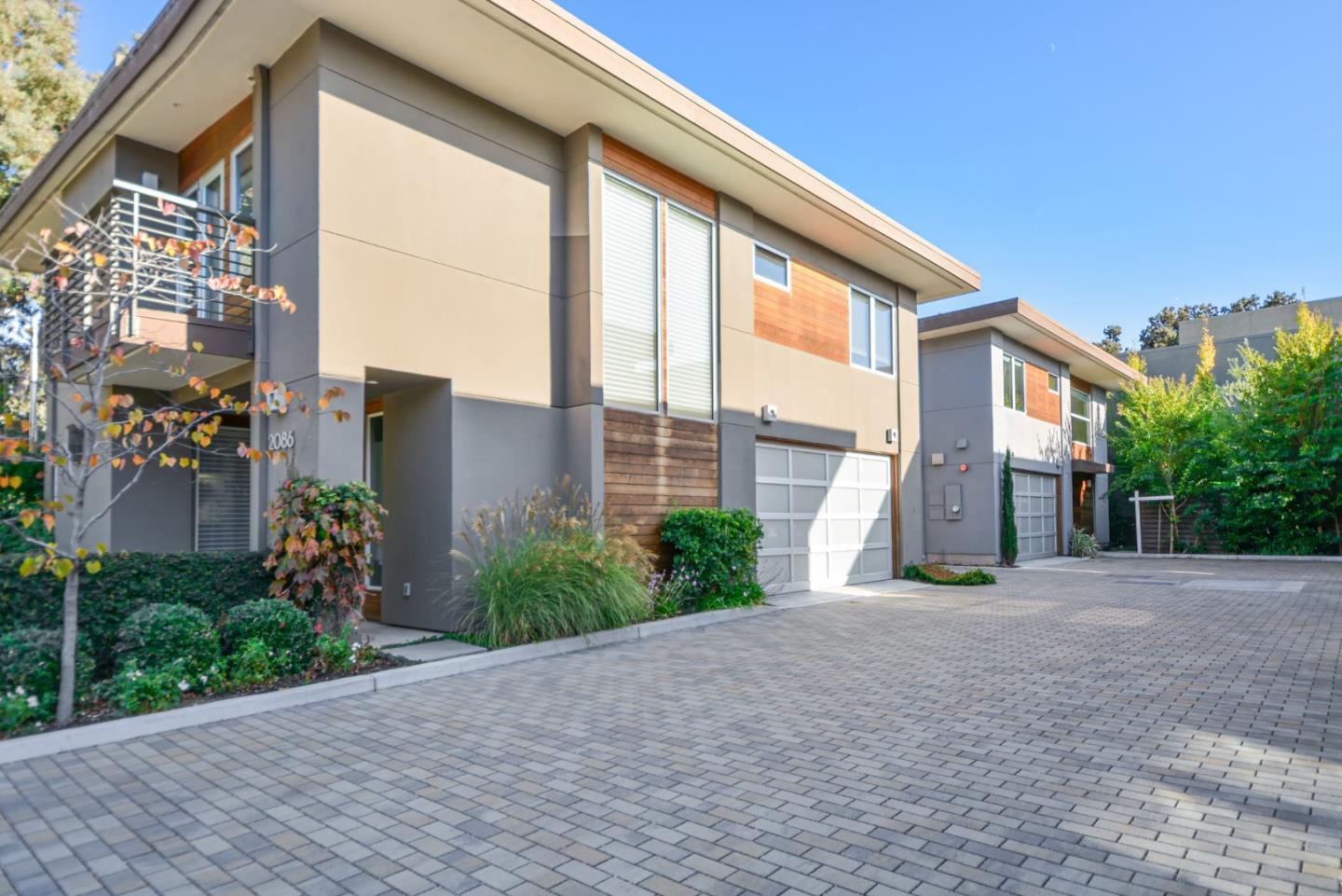Detail Gallery Image 1 of 27 For 2088 Channing Ave, Palo Alto,  CA 94303 - 4 Beds | 3/1 Baths