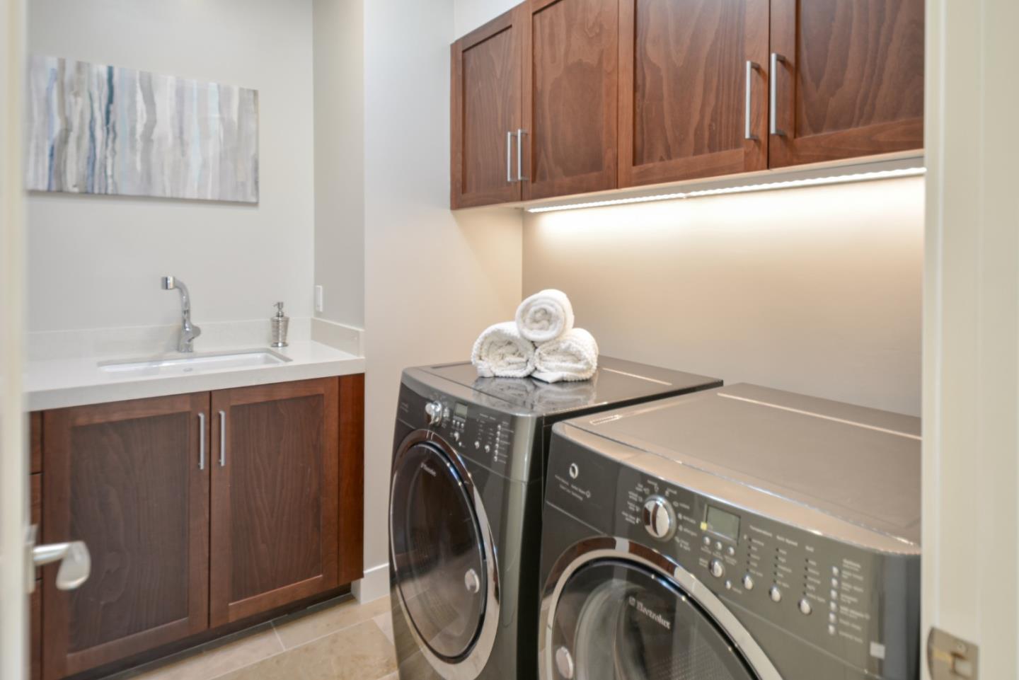 Detail Gallery Image 26 of 27 For 2088 Channing Ave, Palo Alto,  CA 94303 - 4 Beds | 3/1 Baths