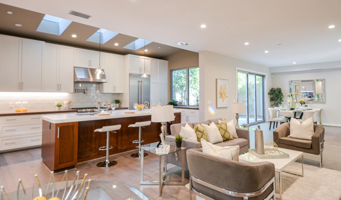 Detail Gallery Image 8 of 27 For 2088 Channing Ave, Palo Alto,  CA 94303 - 4 Beds | 3/1 Baths