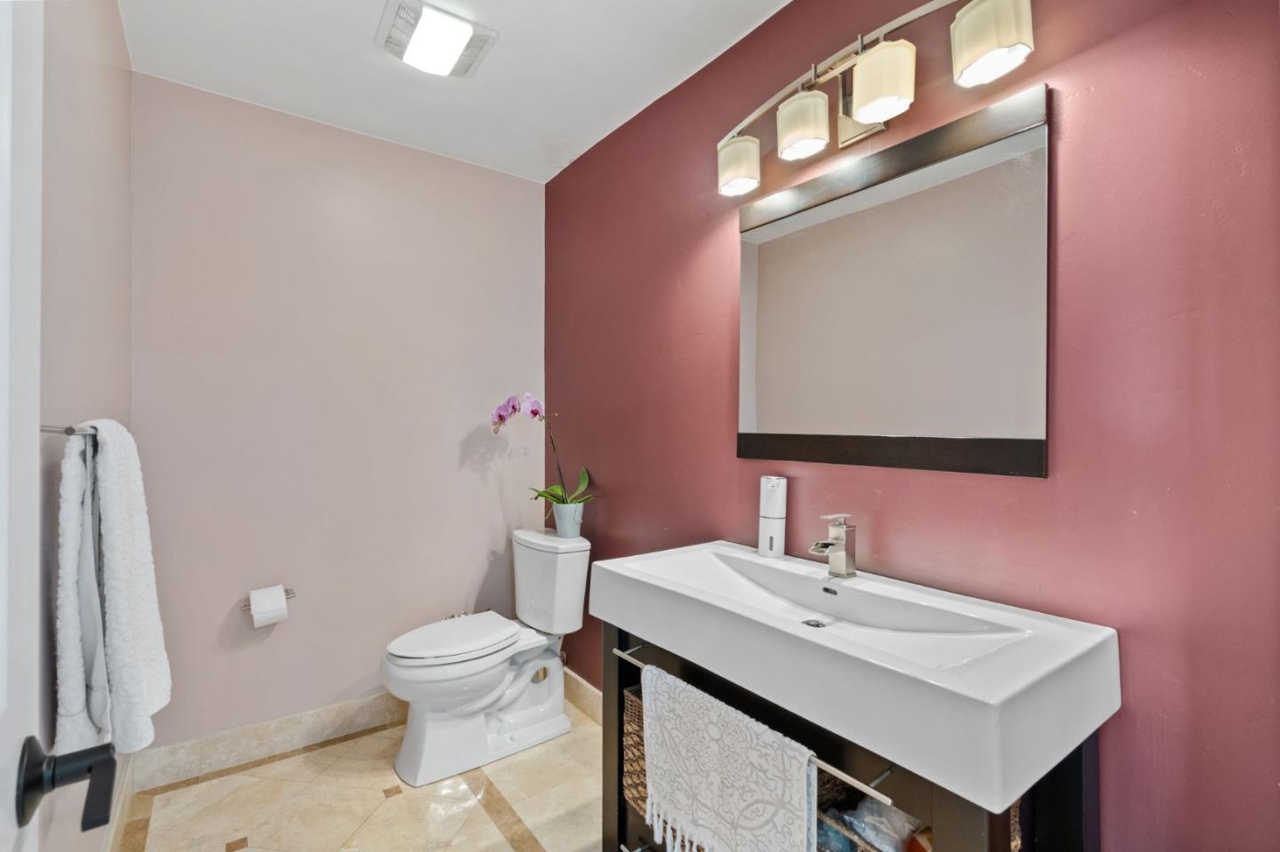 Detail Gallery Image 21 of 56 For 265 S Bayview Ave #J,  Sunnyvale,  CA 94086 - 2 Beds | 2/1 Baths