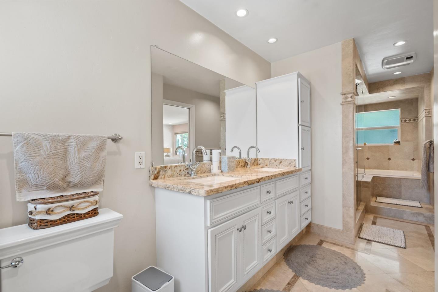 Detail Gallery Image 29 of 56 For 265 S Bayview Ave #J,  Sunnyvale,  CA 94086 - 2 Beds | 2/1 Baths