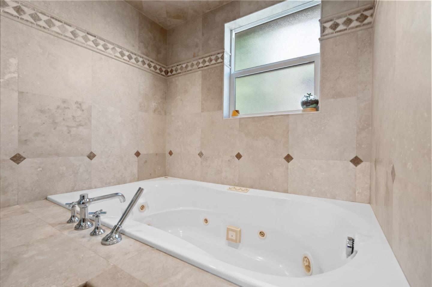 Detail Gallery Image 33 of 56 For 265 S Bayview Ave #J,  Sunnyvale,  CA 94086 - 2 Beds | 2/1 Baths