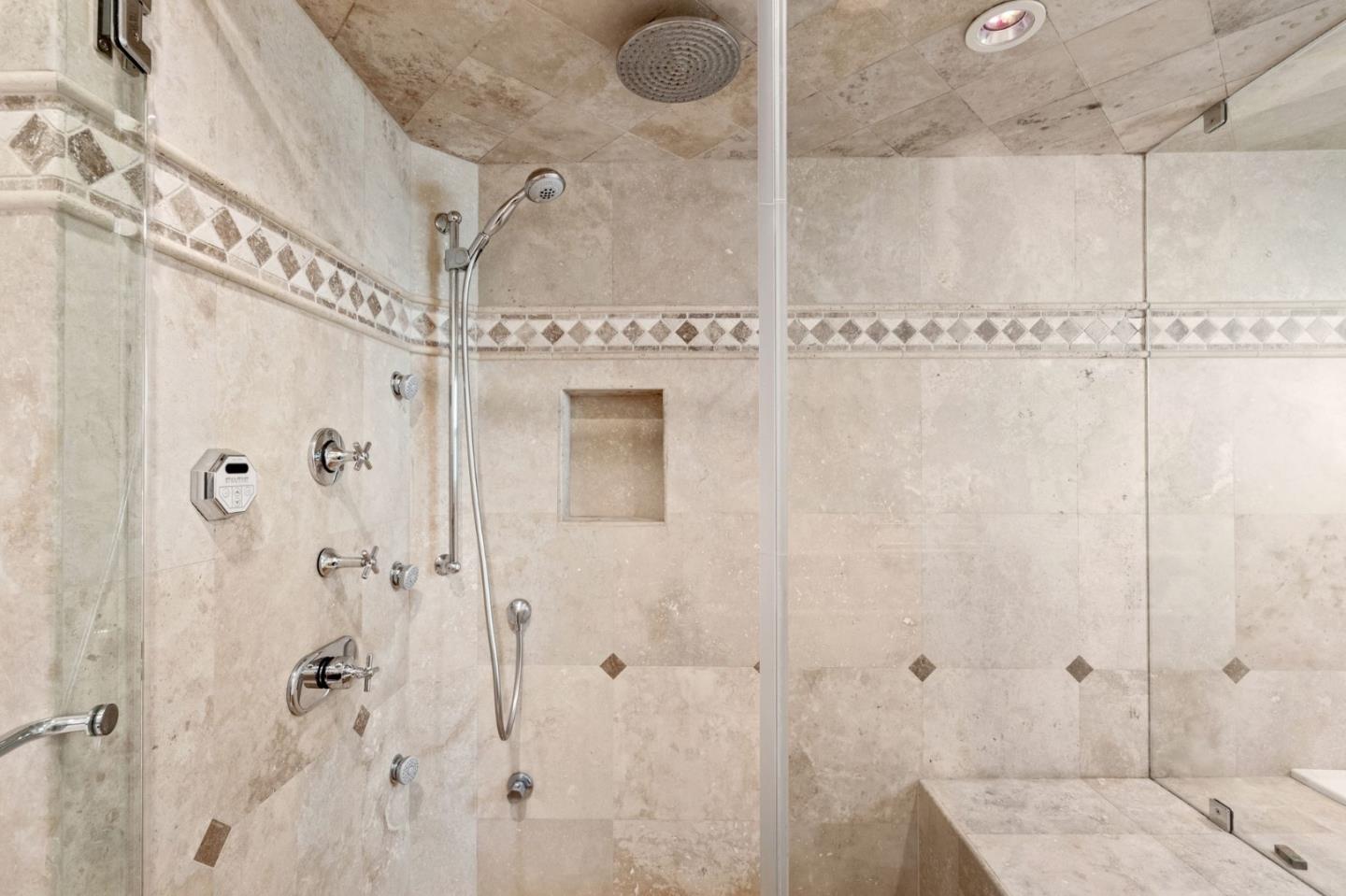 Detail Gallery Image 35 of 56 For 265 S Bayview Ave #J,  Sunnyvale,  CA 94086 - 2 Beds | 2/1 Baths