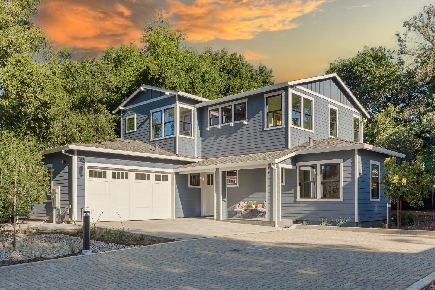 Detail Gallery Image 1 of 41 For 765 Cuesta Dr, Mountain View,  CA 94040 - 5 Beds | 4/1 Baths