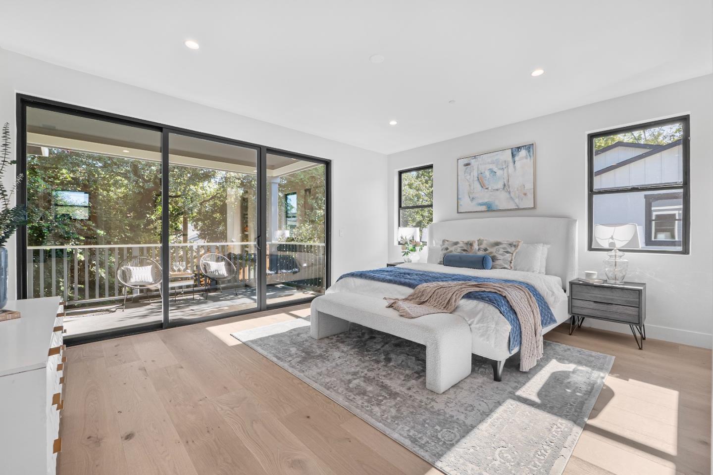 Detail Gallery Image 24 of 41 For 765 Cuesta Dr, Mountain View,  CA 94040 - 5 Beds | 4/1 Baths