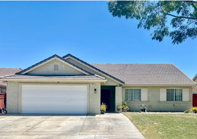 740 Windsor Ct, Los Banos, CA 93635